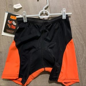 Cycling shorts